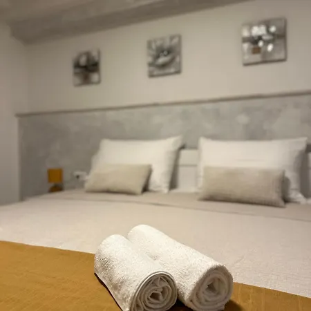 ゲストハウス Bilic プーラ